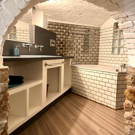 Maison De Village Au Coeur Du Vieil Antibes. אנטיב